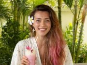 «Ела кокосового червя, опускалась на 400 м в недра Земли и прошла обряд инициации укусами муравьев-пули»: Тодоренко рассказала о своих путешествиях, восхитив поклонников