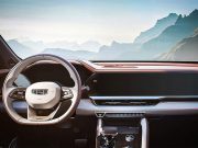 Geely показал салон нового KX11