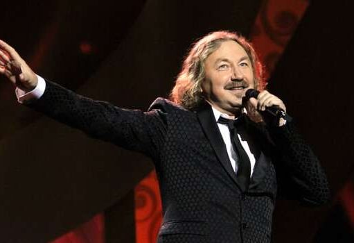 Игорь Николаев опубликовал архивное видео с Меладзе, Боярским и Нагиевым, участвуя в популярной программе начала нулевых