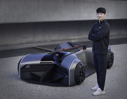 Nissan представляет автономный концепт-кар, подключенный к человеческому мозгу!