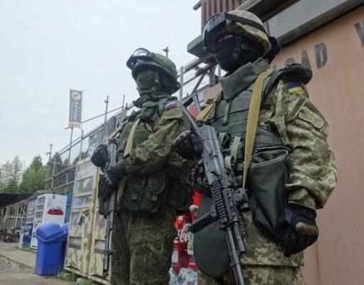 В Японии реконструкторы за 2000 долларов становятся киборгами из донецкого аэропорта