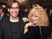 «Дети любят ставить в игровой комнате альбомы мамы и под них заниматься своими делами»: Максим Галкин удивил сеть новым видео с участием сына Гарри