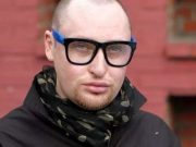 «Меня мать из квартиры в Новосибирске выписала»: певец Шура жёстко отреагировал на предложение Малахова отказаться от московской прописки