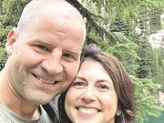 Самая богатая женщина планеты вышла замуж за простого учителя