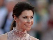 «Так выглядит мама, которая родила меньше суток назад»: звезда сериала «Воронины» потроллила своих поклонников постельным фото