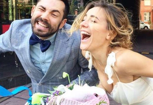 «Что-то уж больно я сегодня хороша»: жена Андрея Беднякова показала свое лицо без фильтров и косметики