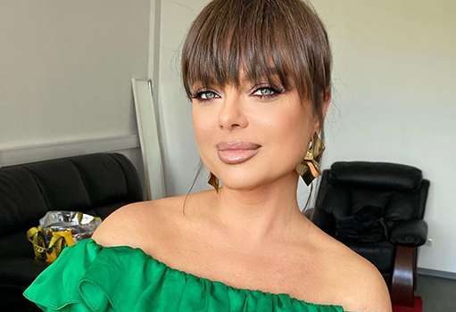 «Чуть-чуть надо похудеть!» «Престарелая девочка!» Наташа Королева показала, как она сейчас выглядит, и нарвалась на критику