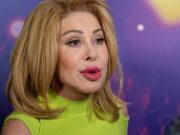 «Как же Любанька любит целовать всех в губаньки»: Успенская на публике поцеловалась с женщиной