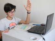 Летние каникулы? Забудьте, дети снова сядут за парты