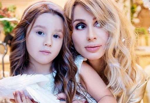«Не детская голова, в которой так много мыслей и прочитанных книг»: Лобода поздравила старшую дочь с днем рождения, назвав ее уникальным ребенком