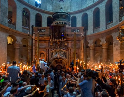 Пасха-2021: Афон закрыт, Иерусалим под вопросом, в храм идти необязательно