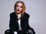 Слава Каминская позировала полностью голой, засветив на камеру с*сок