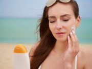 Косметолог: Главная летняя задача — защитить кожу