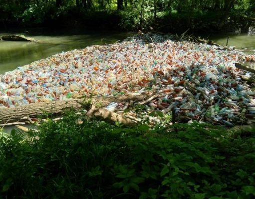 Самым грязным городом Украины признали Мариуполь