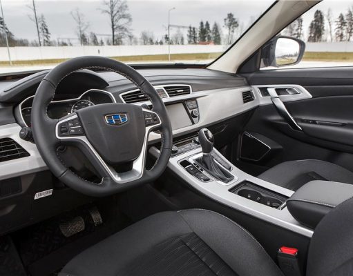 Geely объявляет российские цены на новый кроссовер Atlas Pro