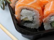 Количество отравившихся суши в Харькове достигло 67 человек