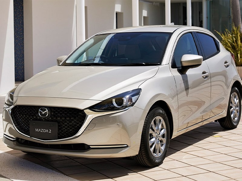 Mazda 2 обновилась