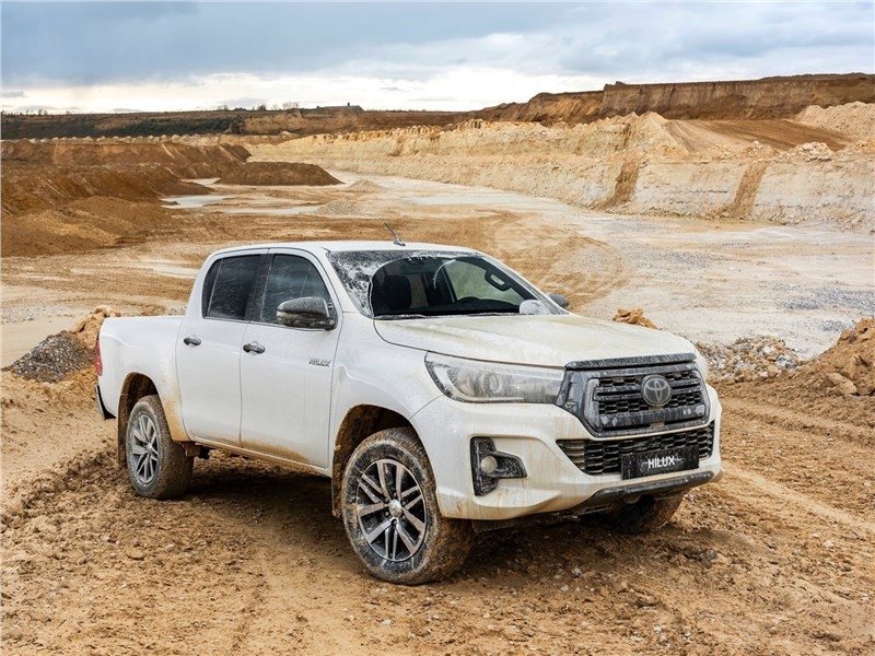 Toyota Hilux попытались убить