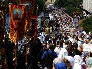 Крестный ход: верные Украинской Православной Церкви явили миру подвиг веры