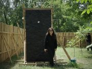 Марина Абрамович приехала в Киев для возведения Хрустальной стены плача в Бабьем Яру