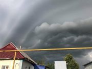 На Украину обрушатся град и шквалы