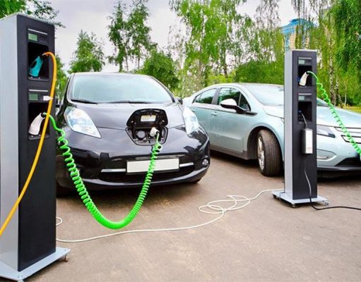 Президент США предложил запретить машины с ДВС