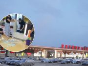 В Киеве в одном из ТРЦ на ребенка упала стеклянная витрина: администрация проигнорировала. Видео