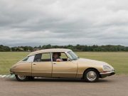 Автомобиль Фантомаса превратили в электрокар