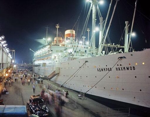 Советский Титаник или Последний рейс Адмирала Нахимова