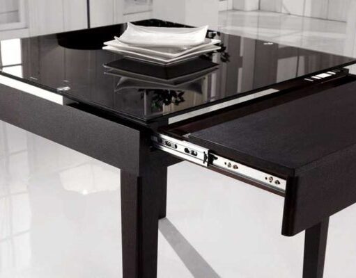 Выбор раскладного стола для маленькой кухни