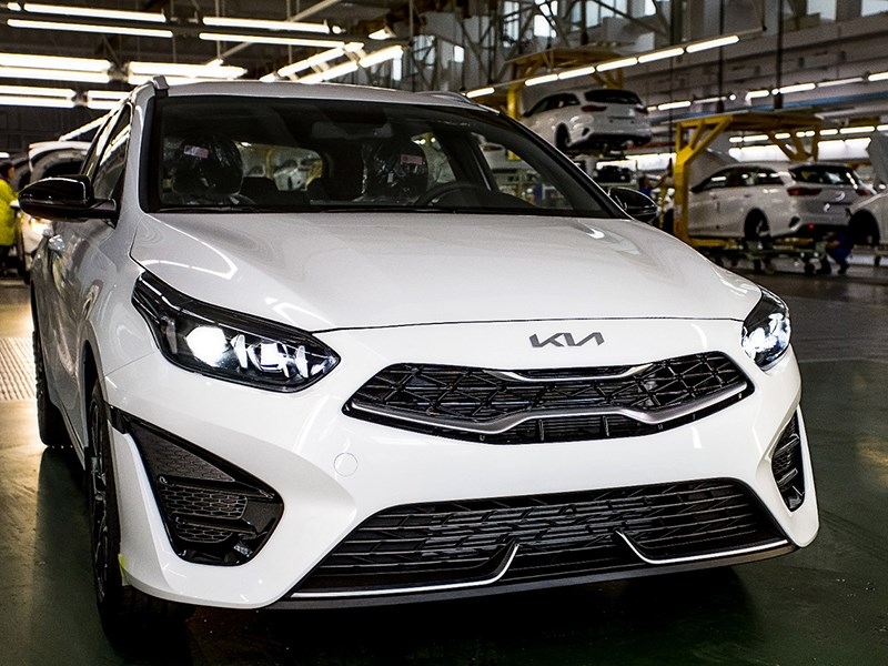 В Калининграде началось производство обновленного Kia Ceed 