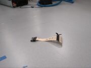 У этого гибкого дрона очень необычный способ полета