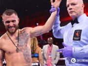 Флаг не Украины: появилось объяснение поступку Ломаченко после победы в чемпионском бою