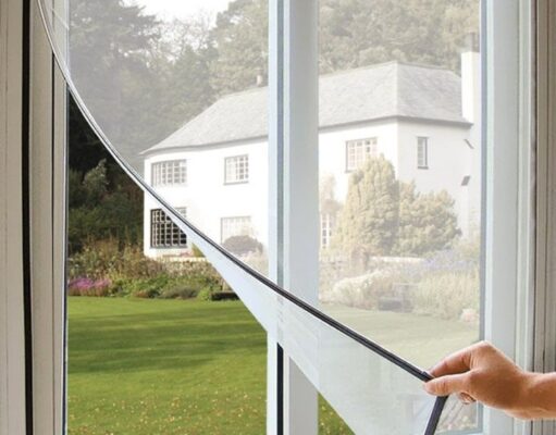 Москитные сетки: как выбрать и установить?