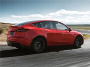 Tesla обманывает своих клиентов