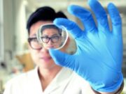 Ученые разработали противотуманное покрытие, которое самоочищается