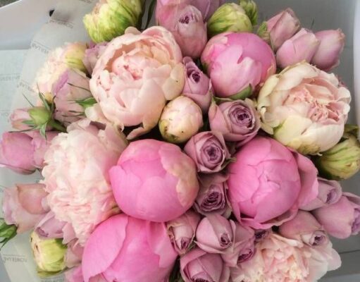 Цветы с доставкой в Киеве: особенности услуги