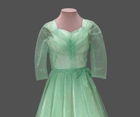 Исторический музей представляет масштабную выставку о женской моде