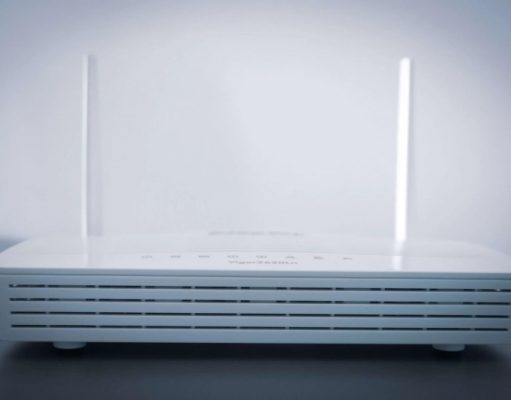 Этот искусственный интеллект может обнаружить взломщика через стену с помощью Wi-Fi