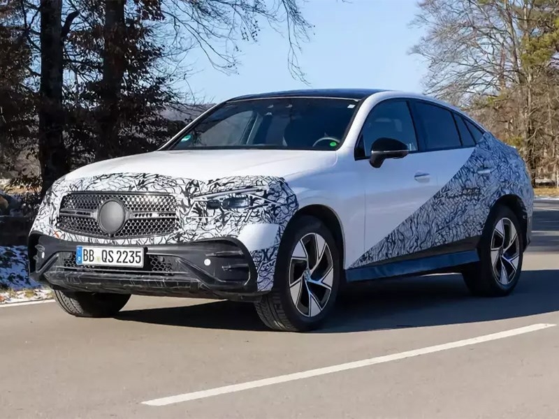 Mercedes-Benz GLC Coupe раскрыли до премьеры