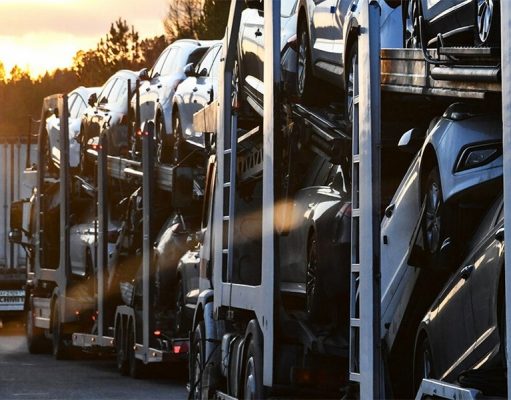 Грузия прекратила поставки автомобилей в Россию