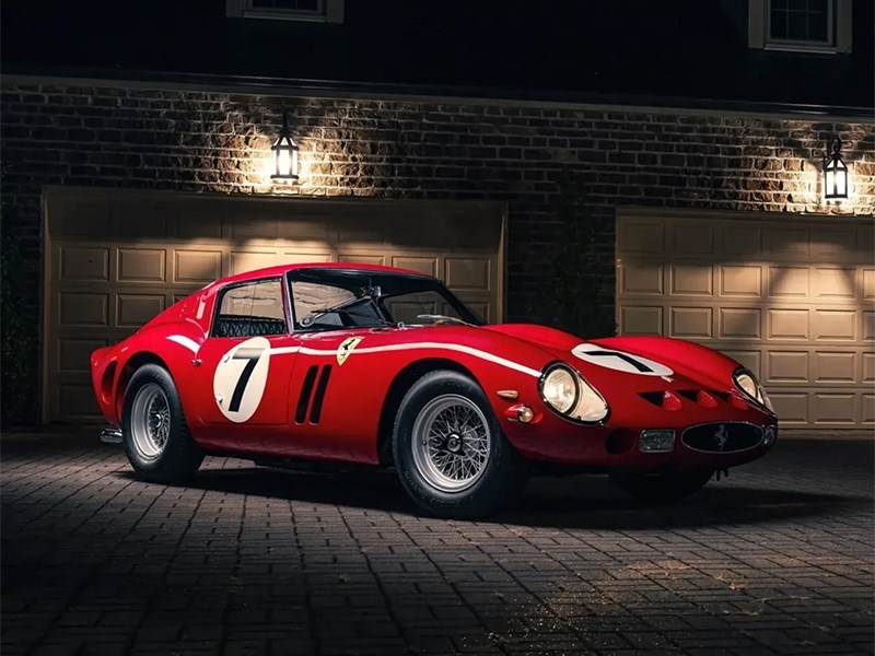 Ferrari 250 GTO стал самым дорогим автомобилем в мире на открытом аукционе 