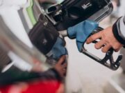 АЗС готовятся ощутимо повышать стоимость бензина: сколько будет стоить уже летом