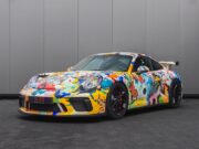 В Нидерландах продают уникальный Porsche 911 GT3 с ручной росписью