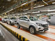 Производство легковых автомобилей в России выросло почти на 13%