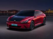 Honda представила серийные лифтбеки GT с разным дизайном и шестью экранами