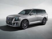 Большой кроссовер GAC GS8 в России станет 4270-сильным гибридом