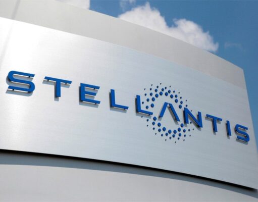 Новый глава Stellantis призвал сотрудников забыть о прошлом и объединиться под одним флагом