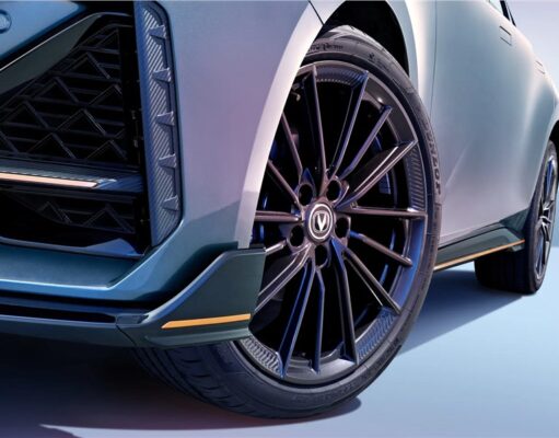 Changan Uni-V получит полный привод и автомат в России