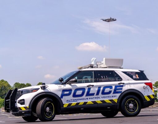 В США появился первый автономный полицейский патрульный автомобиль